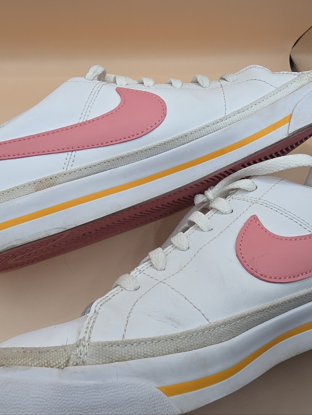 💕 Nike Court Legacy DA5380-118 Youth 7Y White Pink Unisex Kids Sneaker - Picture 4 of 8